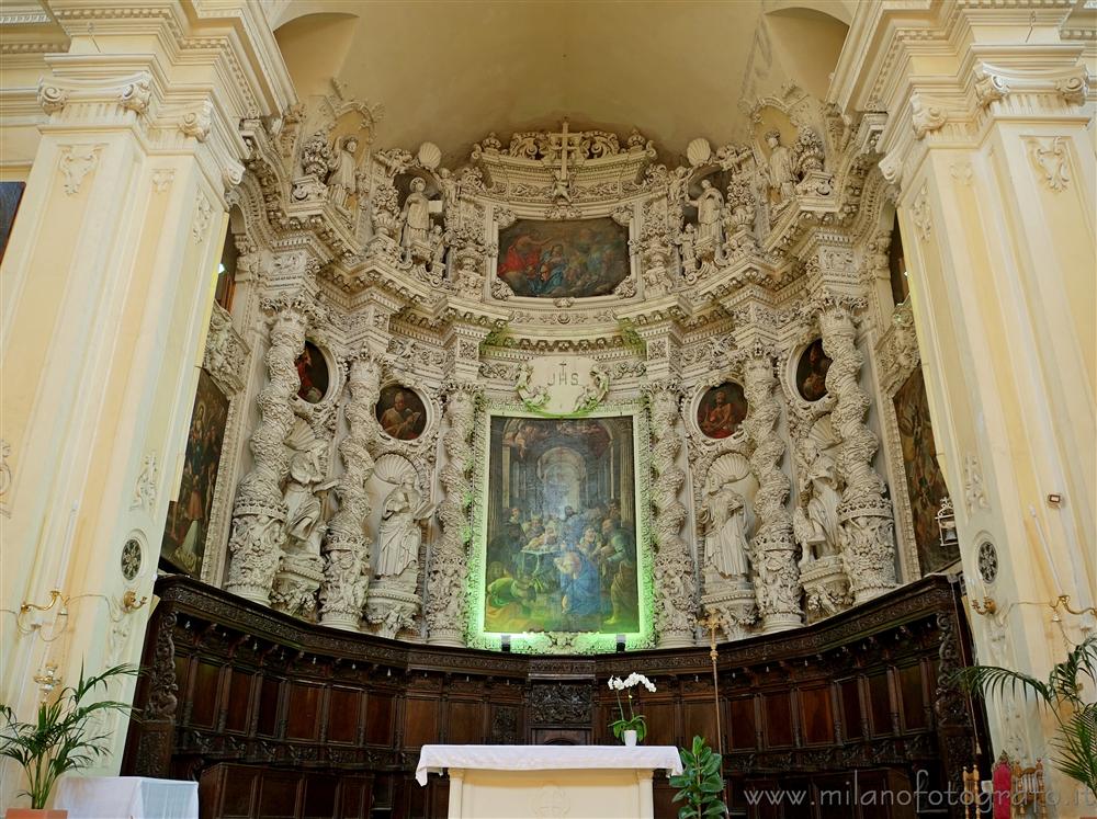 Lecce - Dettaglio degli interni di una delle molte chiese